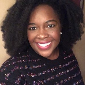 Meet your Posher, Ebony